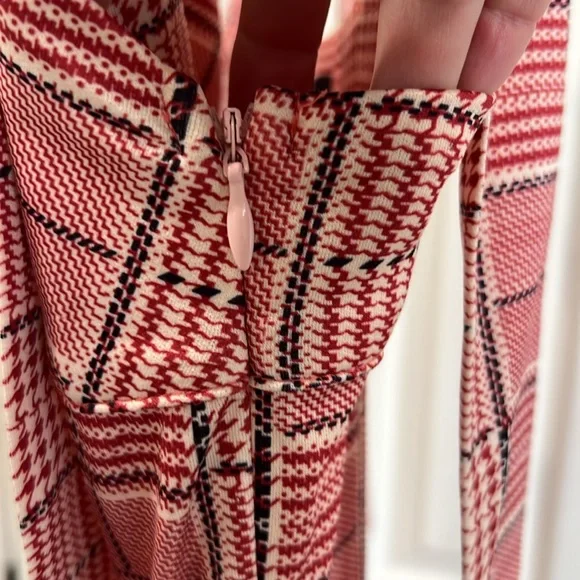 En Saison (Anthropologie) red check/houndstooth pattern - EUC - size XS